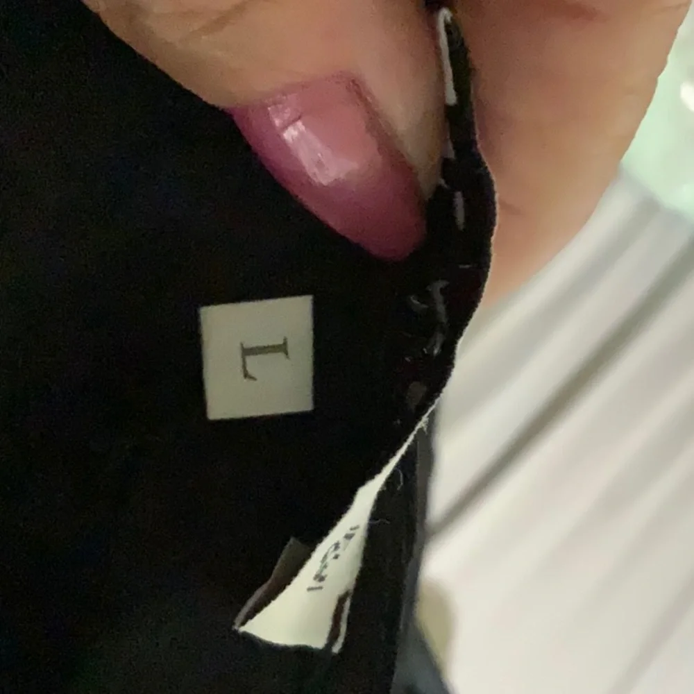 NWOT Elings classic little black dress. V neck, cape sleeve LARGE - Picture 6 of 6